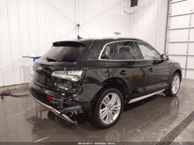 WA1CNAFY8J2144431 Audi Q5 2.0t Premium/2.0t Tech Premium