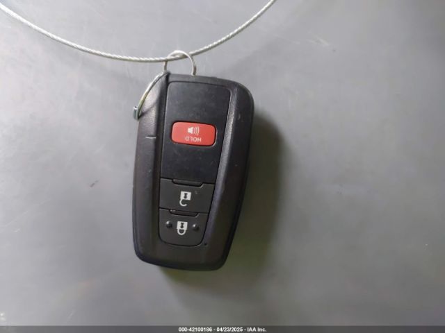 NMTKHMBXXJR016920 Toyota C-hr Xle Premium