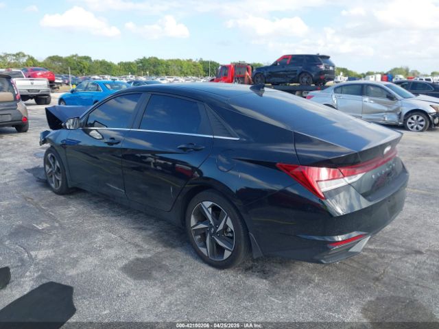 5NPLN4AG1NH067590 Hyundai ELANTRA SEL