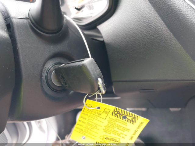5YFEPMAE0NP360496 Toyota COROLLA LE