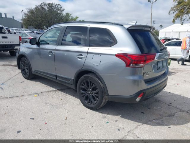 2018 MITSUBISHI OUTLANDER JA4AD3A38JZ020054 Photo 2