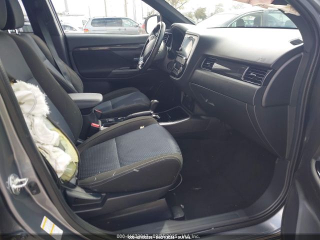 2018 MITSUBISHI OUTLANDER JA4AD3A38JZ020054 Photo 4