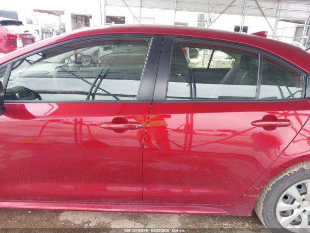 JTDEPMAE6NJ194876 Toyota COROLLA LE