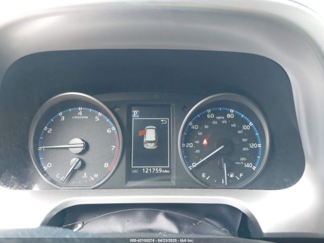JTMZFREV4JJ208053 Toyota RAV4 LE