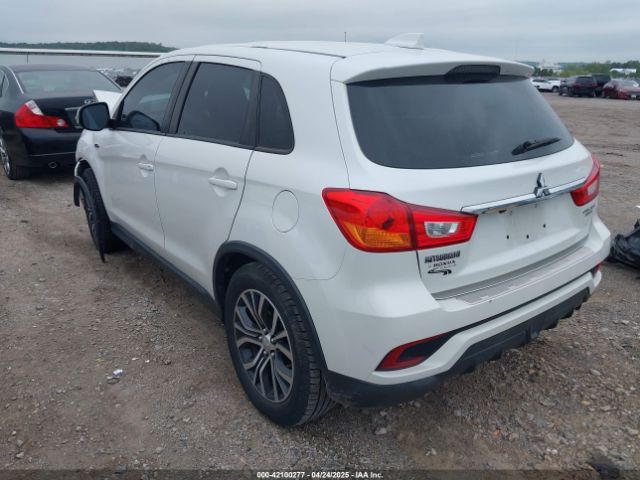 2019 MITSUBISHI OUTLANDER SPORT JA4AP3AU0KU031662 Photo 2