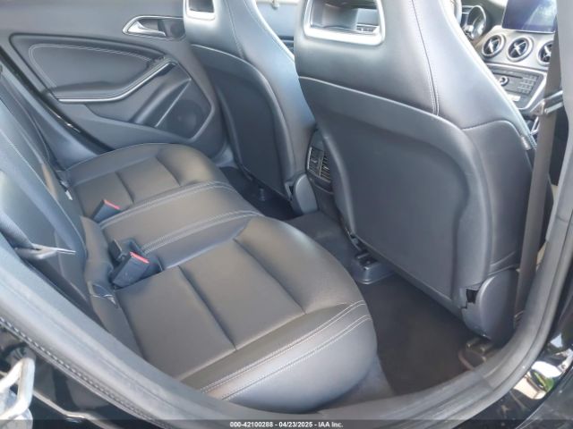 2018 MERCEDES-BENZ CLA 250 WDDSJ4EB9JN617852 Photo 7