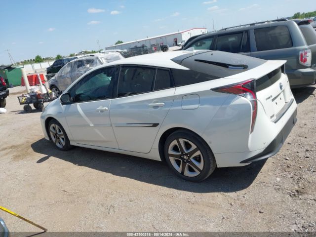 JTDKARFU6J3065892 Toyota Prius Four Touring