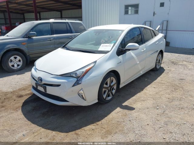 JTDKARFU6J3065892 Toyota Prius Four Touring