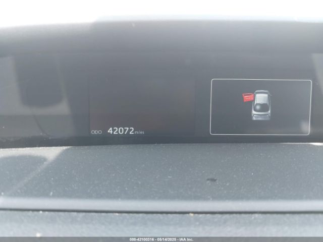 JTDKARFU6J3065892 Toyota Prius Four Touring