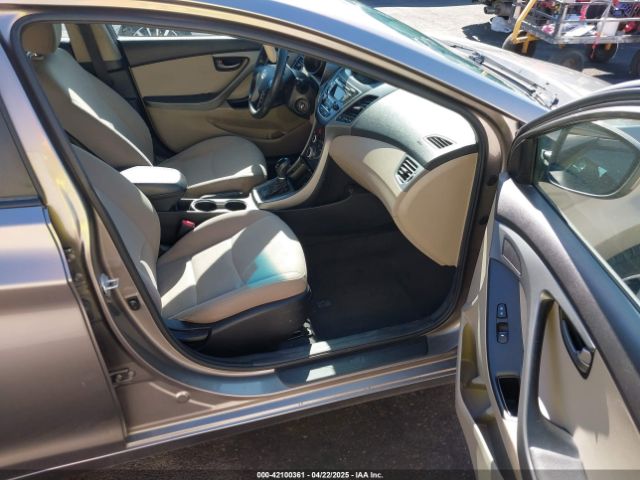 5NPDH4AE5EH515999 Hyundai ELANTRA SE