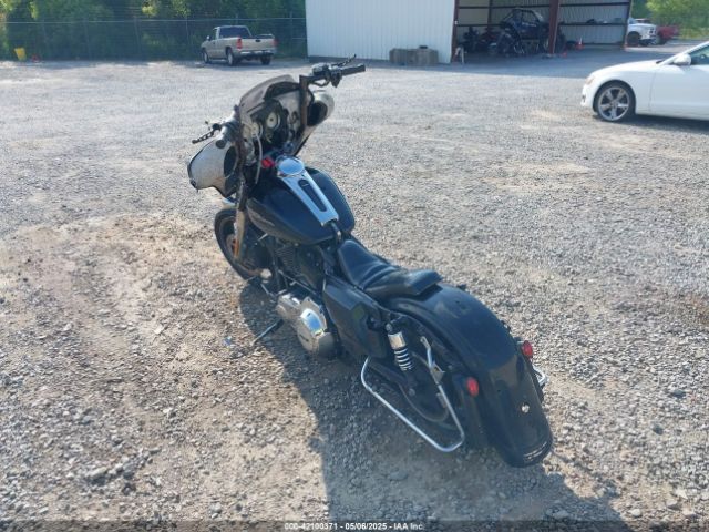 2012 HARLEY-DAVIDSON FLHX 1HD1KBM17CB627007 Photo 2