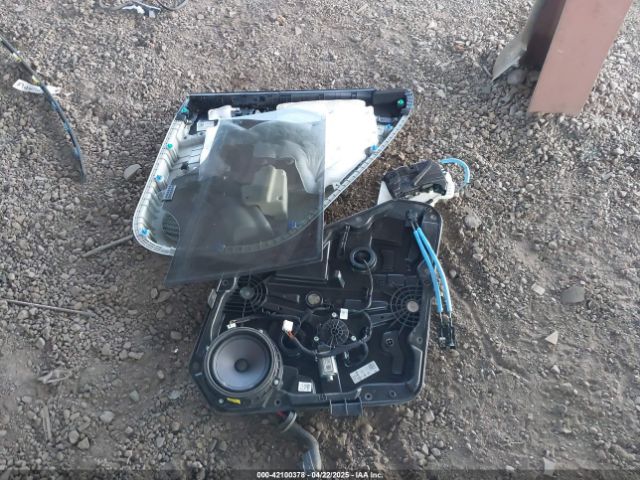 KNDJ23AU9P7846503 KIA SOUL LX