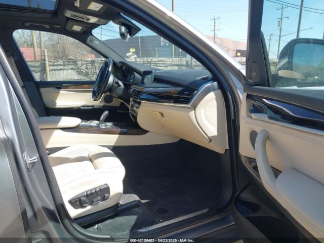 2017 BMW X5 5UXKR6C34H0J85459 Photo 4