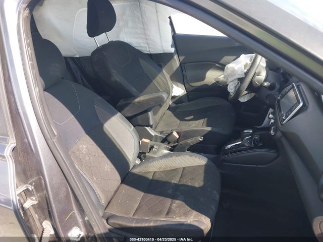 Nissan KICKS S 2019 3N1CP5CU0KL470140 Image 5