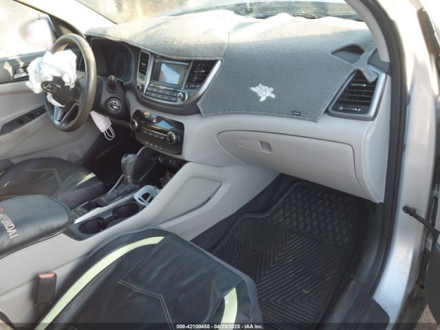 2017 HYUNDAI TUCSON KM8J33A47HU378296 Photo 4