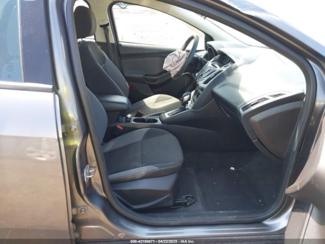 1FADP3F22EL115976 Ford FOCUS SE