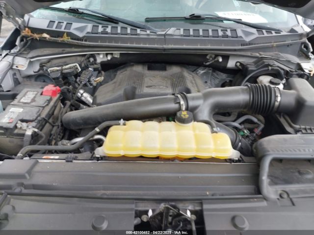 1FTEW1EG4JFA33582 Ford F-150 Lariat