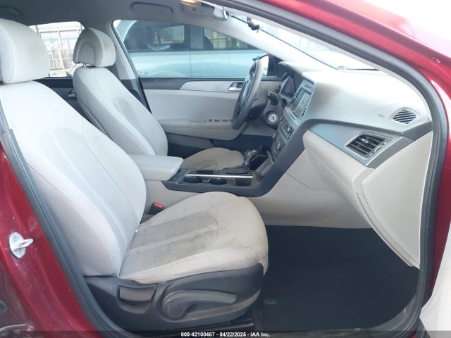 Hyundai SONATA SE 2016 5NPE24AF0GH294460 Image 5