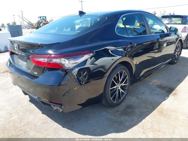 4T1G11AK5MU414404 Toyota CAMRY SE