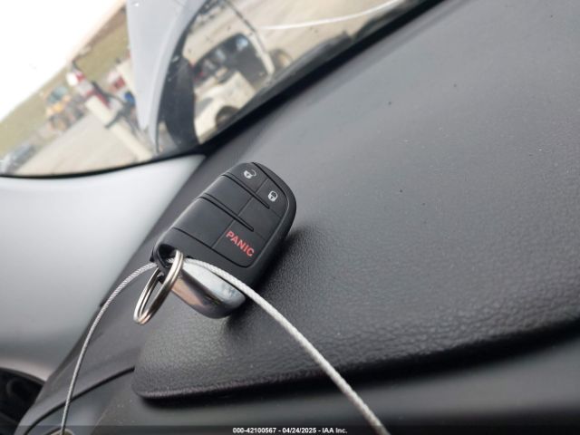 ZACCJABB9HPE58804 Jeep Renegade Latitude Fwd
