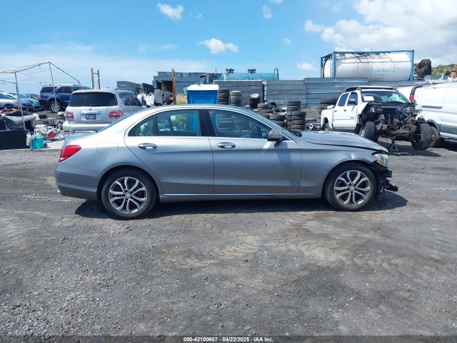 55SWF4JB3GU158133 Mercedes-Benz C-Class