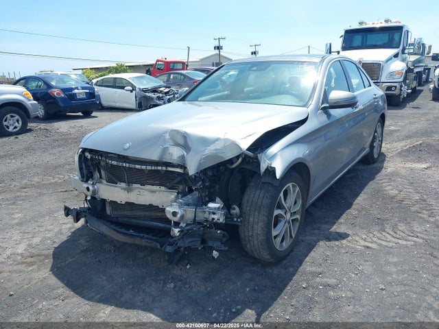 55SWF4JB3GU158133 Mercedes-Benz C-Class