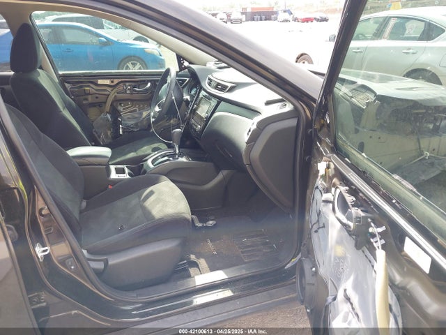 5N1AT2MT6GC736909 Nissan ROGUE SV
