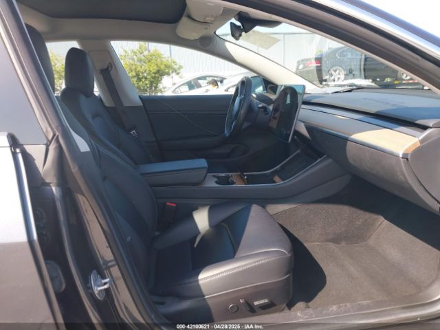 5YJ3E1EA4JF024102 Tesla MODEL 3
