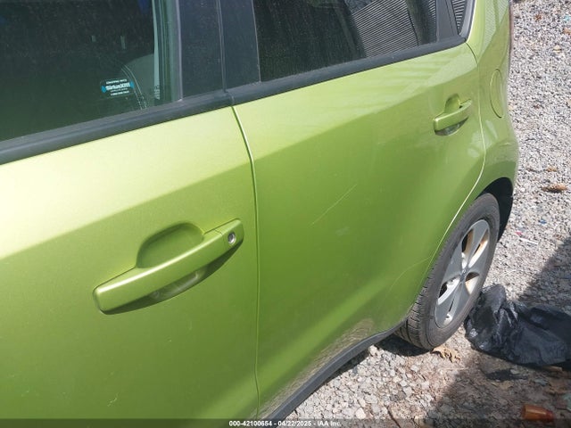 KNDJN2A29G7820452 KIA Soul