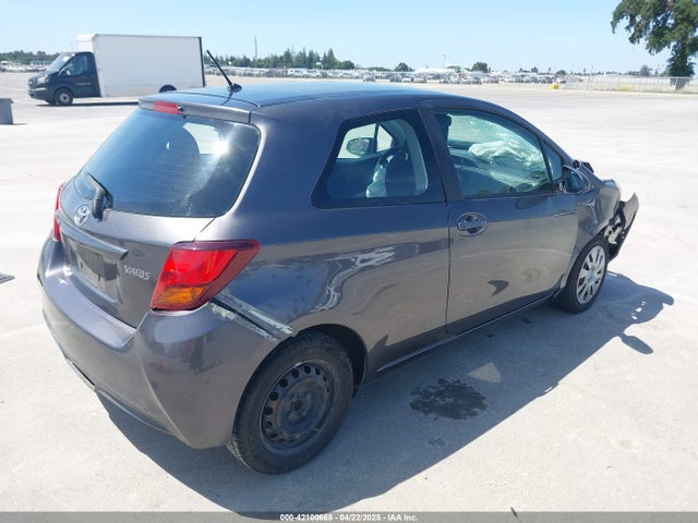 VNKJTUD33FA053390 Toyota YARIS L