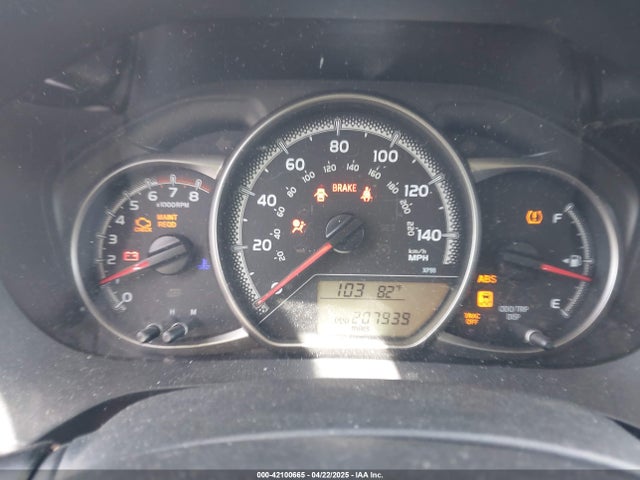 VNKJTUD33FA053390 Toyota YARIS L