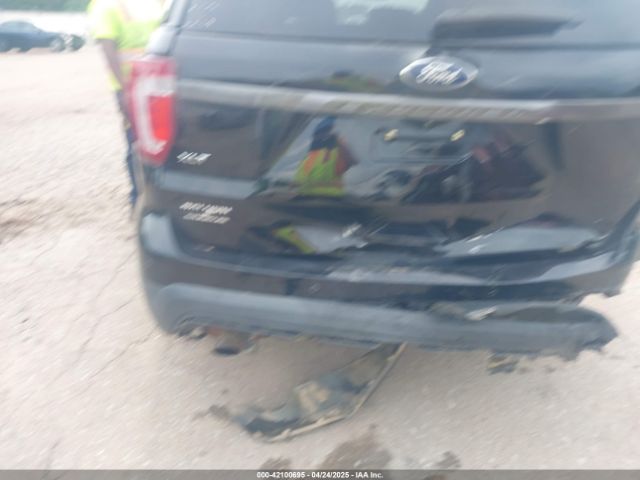 1FM5K7D82HGD35543 Ford EXPLORER XLT