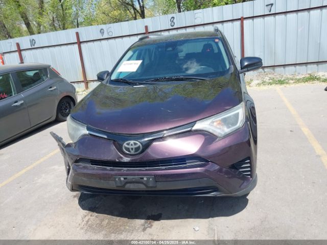 2T3BFREV4HW580568 Toyota RAV4 LE