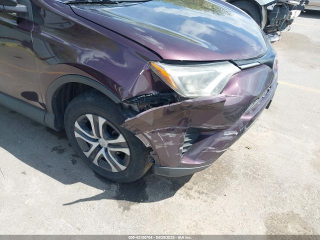 2T3BFREV4HW580568 Toyota RAV4 LE