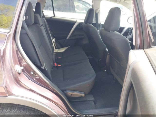2T3BFREV4HW580568 Toyota RAV4 LE