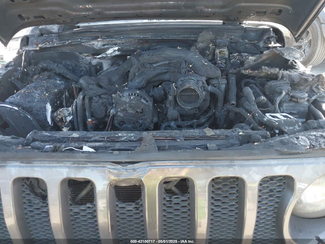 1C4HJXDG2KW558562 Jeep Wrangler Unlimited Sport S 4x4