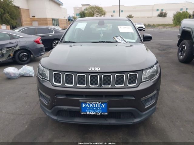 3C4NJCAB6JT502651 Jeep Compass Sport Fwd