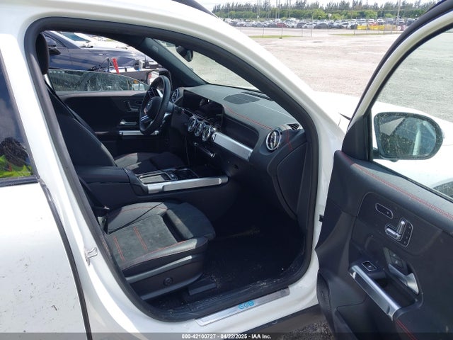 W1N9M0CB7RN109945 Mercedes-Benz Eqb 250 Suv