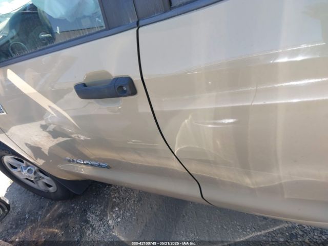 5TFRY5F13JX235661 Toyota Tundra Sr5 5.7l V8
