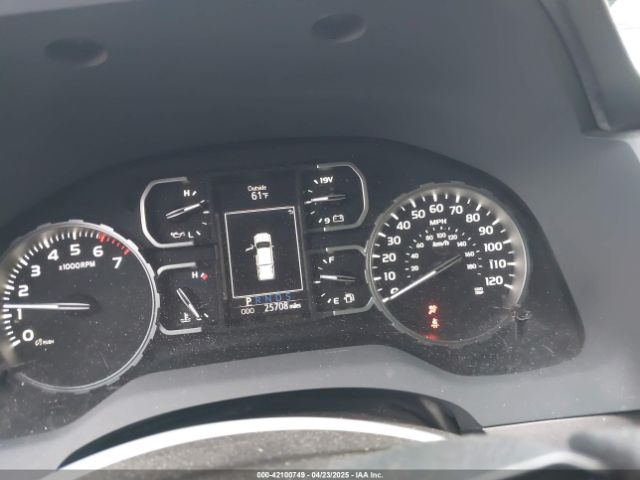 5TFRY5F13JX235661 Toyota Tundra Sr5 5.7l V8