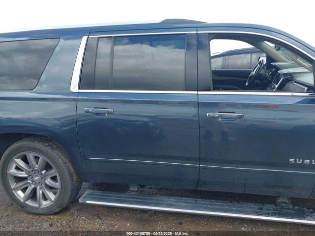 1GNSCJKC0KR139323 Chevrolet Suburban Premier