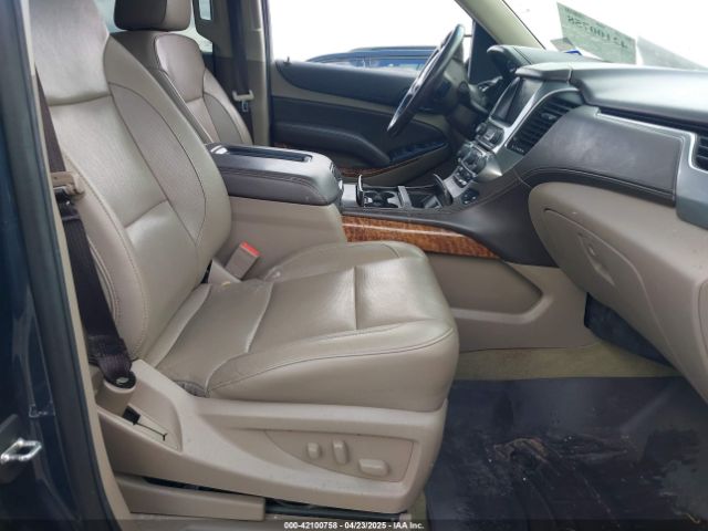 1GNSCJKC0KR139323 Chevrolet Suburban Premier