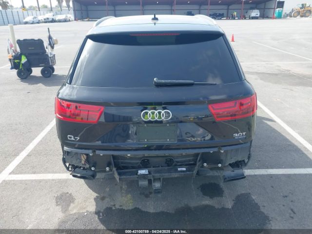 WA1LAAF71JD043867 Audi Q7 3.0t Premium