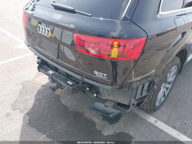 WA1LAAF71JD043867 Audi Q7 3.0t Premium