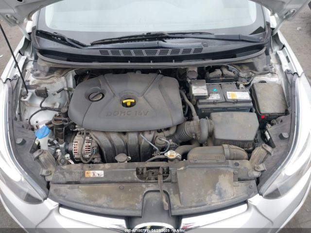 5NPDH4AE6GH667082 Hyundai ELANTRA SE
