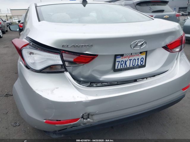 5NPDH4AE6GH667082 Hyundai ELANTRA SE