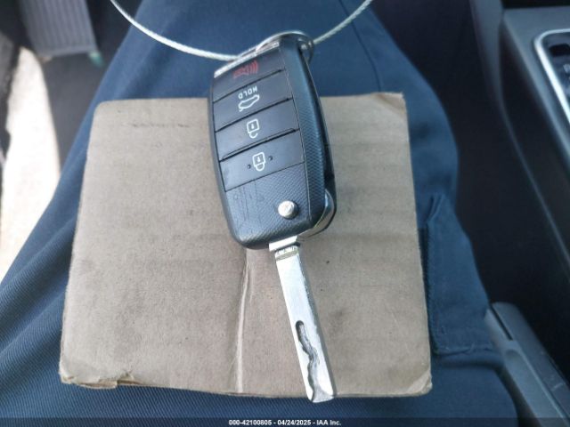 5XXGT4L36JG179485 KIA Optima Lx