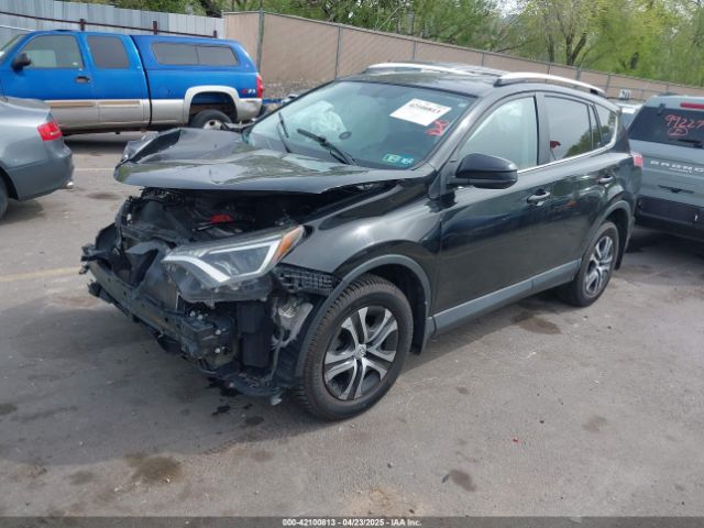 2T3BFREV7GW530858 Toyota RAV4 LE