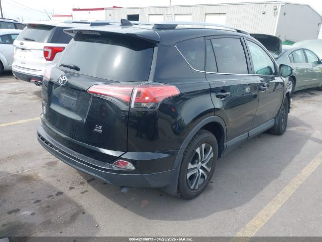 2T3BFREV7GW530858 Toyota RAV4 LE