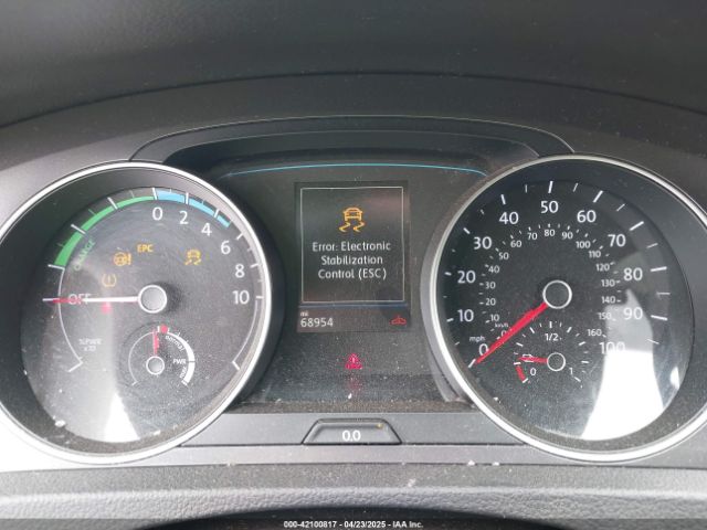 WVWKP7AU2GW915504 Volkswagen E-golf Se